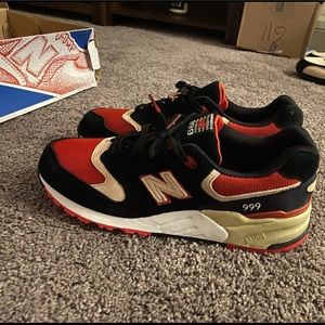 NB 999 Black/Red
